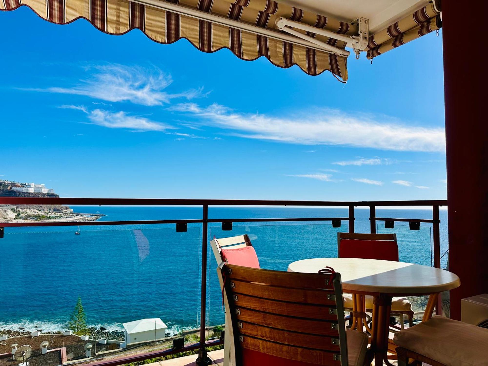 Su Eminencia - Sea View Apartment With Modern Comforts Playa Del Cura  Exterior photo